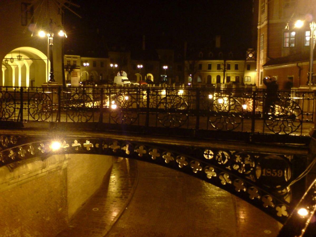 Apartment Queen Bridge Sibiu Luaran gambar